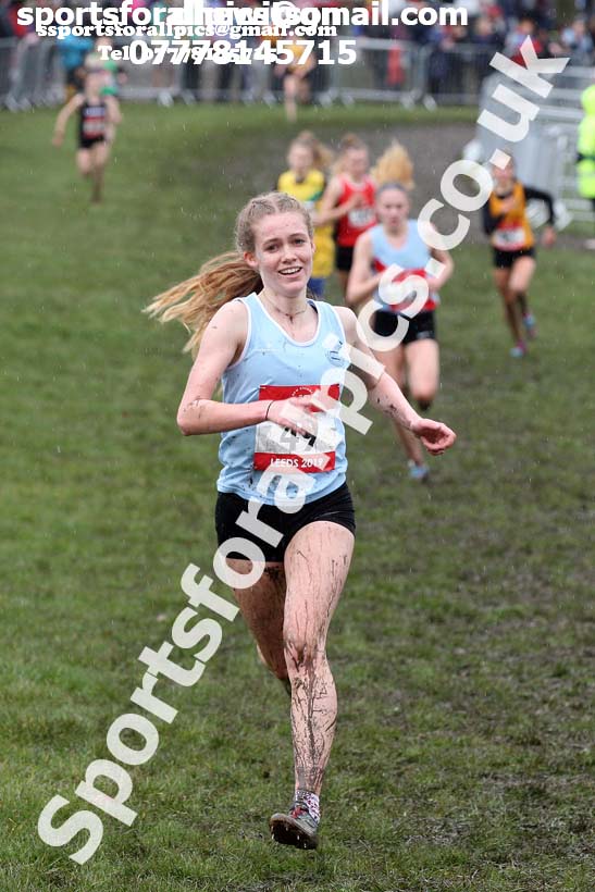 Senior girls 2019 New Balance English Schools Cross Country Champs, Temple Newsam, Leeds. Photo:  David T. Hewitson/Sports for All Pics